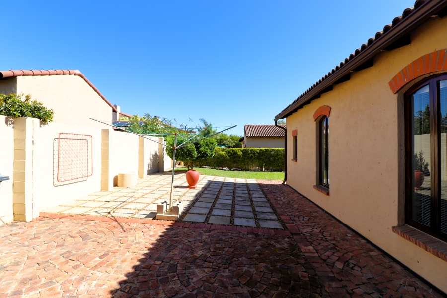 3 Bedroom Property for Sale in Ranzadale Western Cape